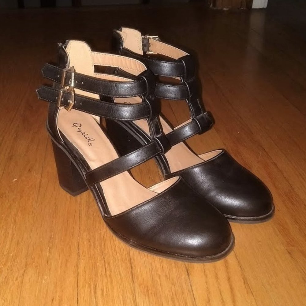 Qupid black caged block heels sz 8